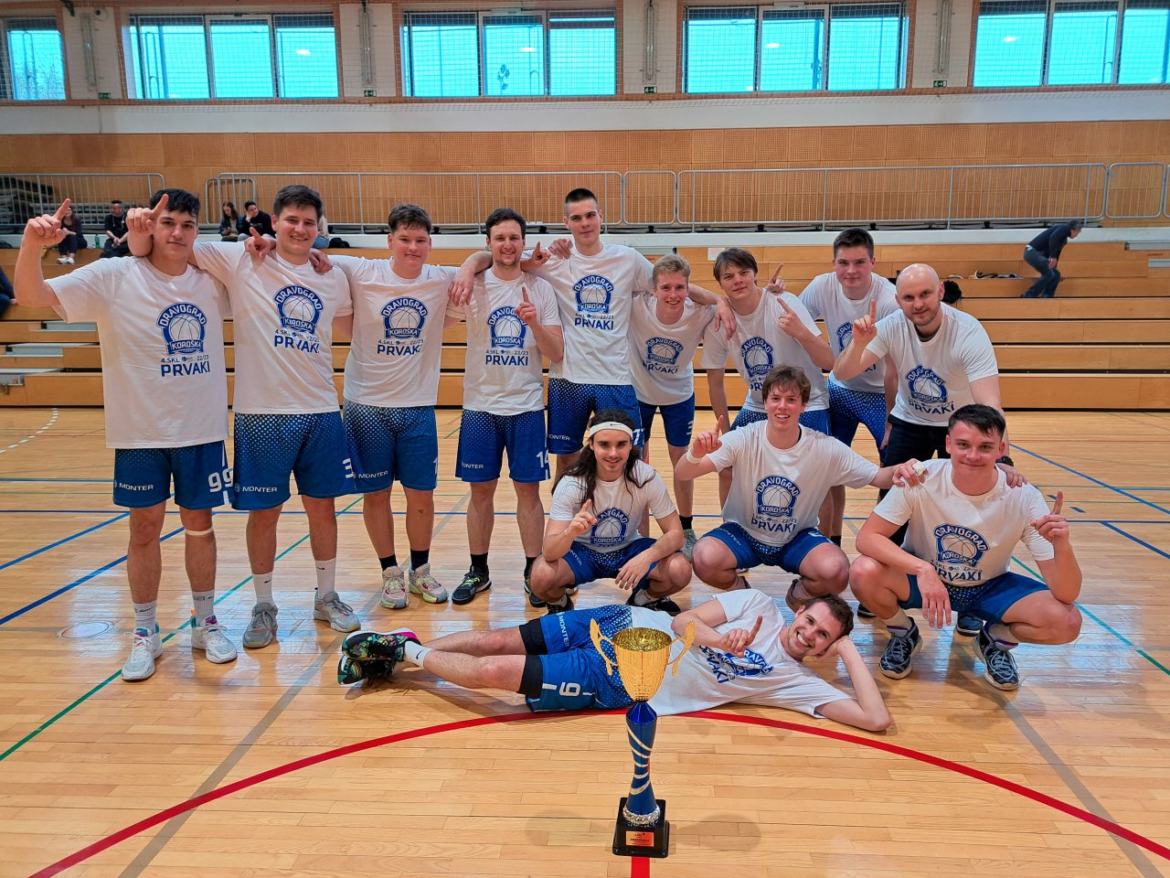 Dravograd Koroška prvak 4. članske lige Dravograd Koroška prvak 4. članske lige