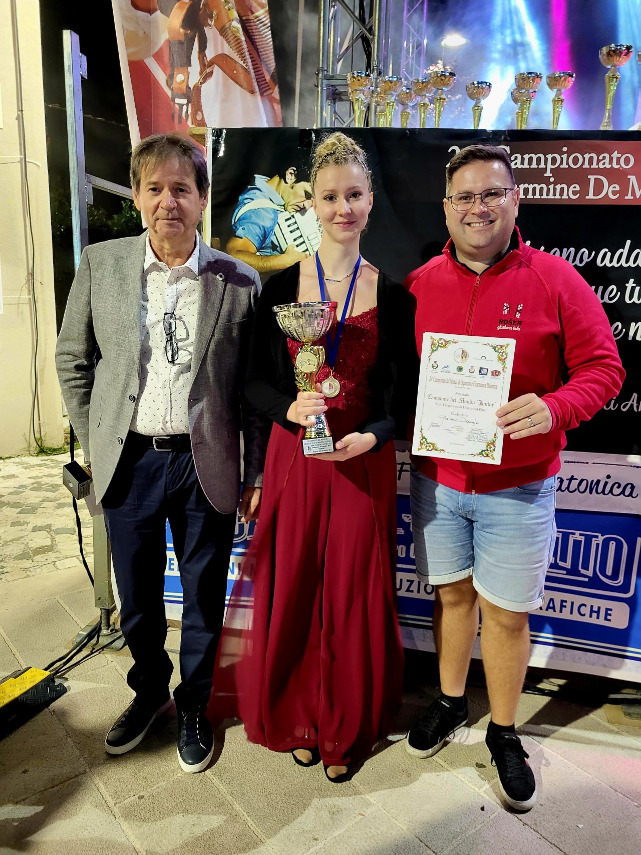 Harmonika je v dobrem in slabem moja zvesta prijateljica in spremljevalka