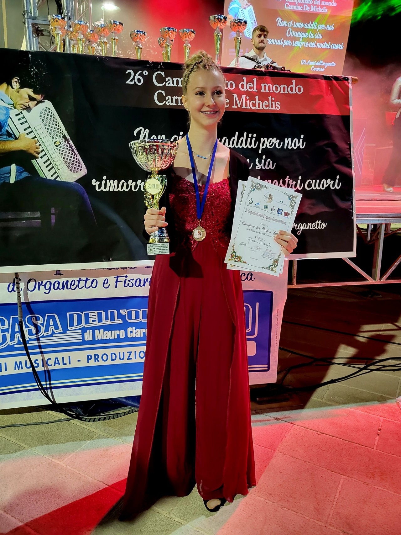 Harmonika je v dobrem in slabem moja zvesta prijateljica in spremljevalka